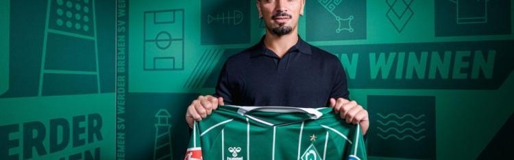 开云下载-不莱梅新援：与C罗交手是种成就，但他输球后很生气不想交换球衣